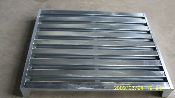 4 il modo Access 1250*1150mm ha galvanizzato il pallet d'acciaio resistente