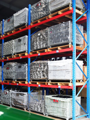 lo zinco di altezza di 2000mm placcato ha laminato a freddo il racking d'acciaio del pallet